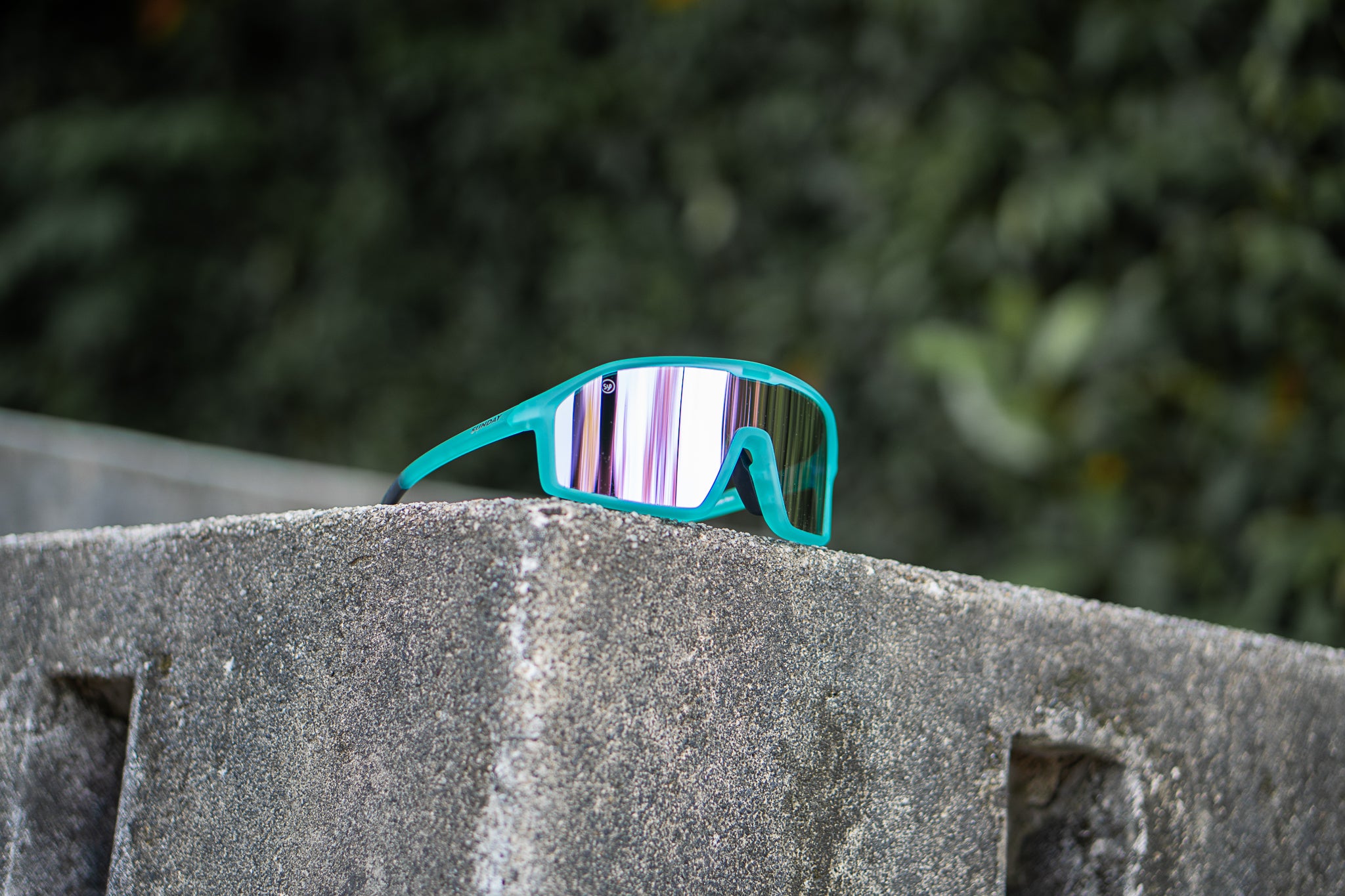 Sunday Shades Momentum Max - Sports Sunglasses with 100% UV